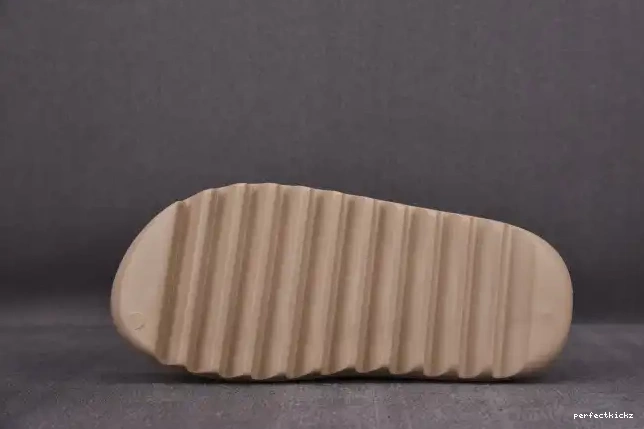 GZ5554 Yeezy Pure Adidas Slide 0506